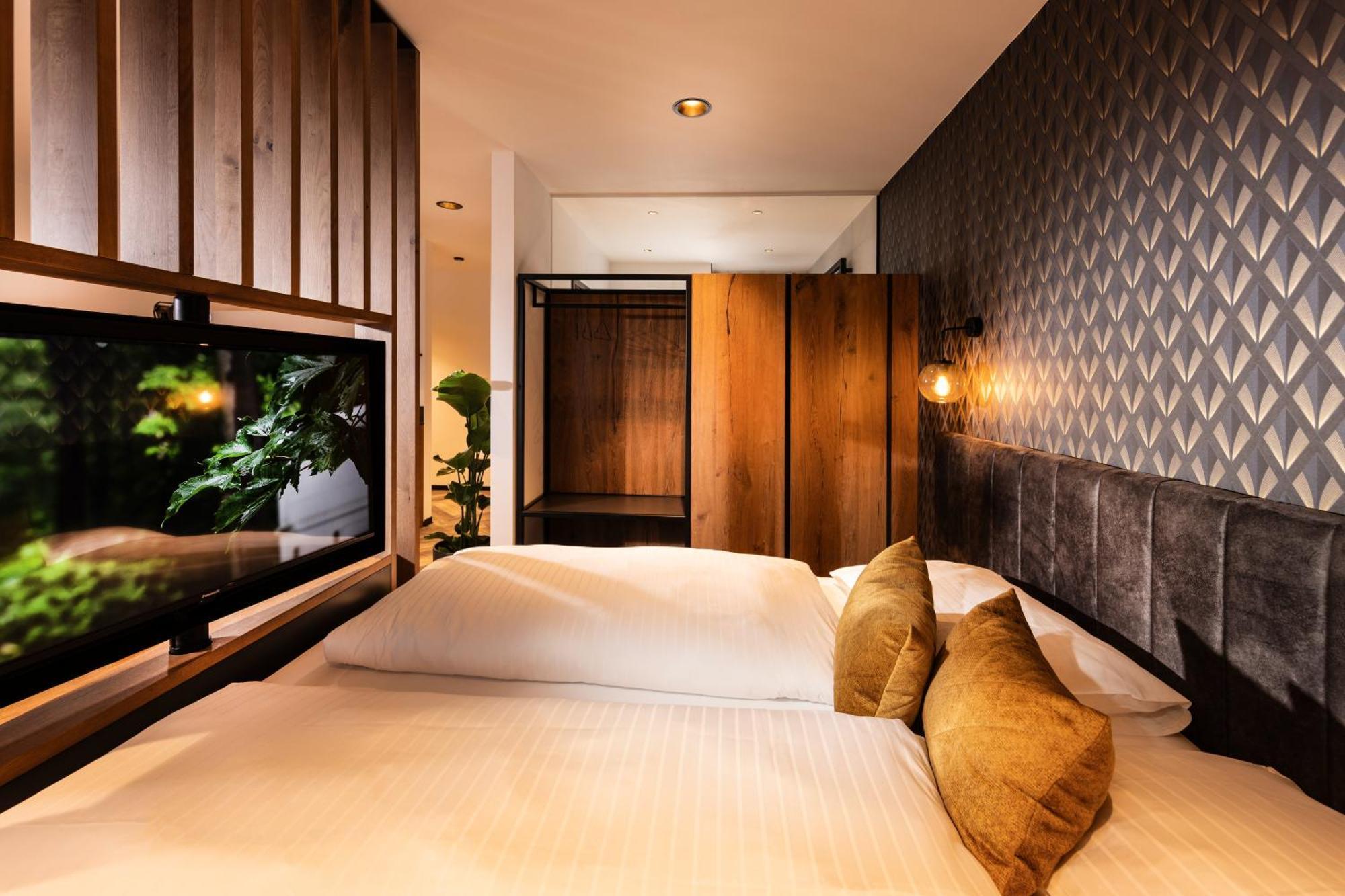 Zeit Und Raum Hotel - Self Check-In Eggelsberg Экстерьер фото